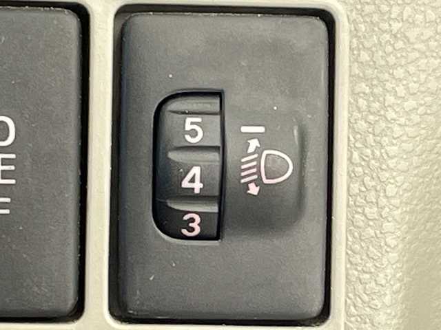 ダイハツ ミラ イース G SA 群馬県 2016(平28)年 3.2万km スカイブルー 禁煙車　純正７インチSDナビ　ETC　純正ドライブレコーダー　フルセグTV　衝突軽減システム　フォグライト　ヘッドライトレベライザー　プッシュスタート　スマートキー　スマートアシスト　電動格納ミラー