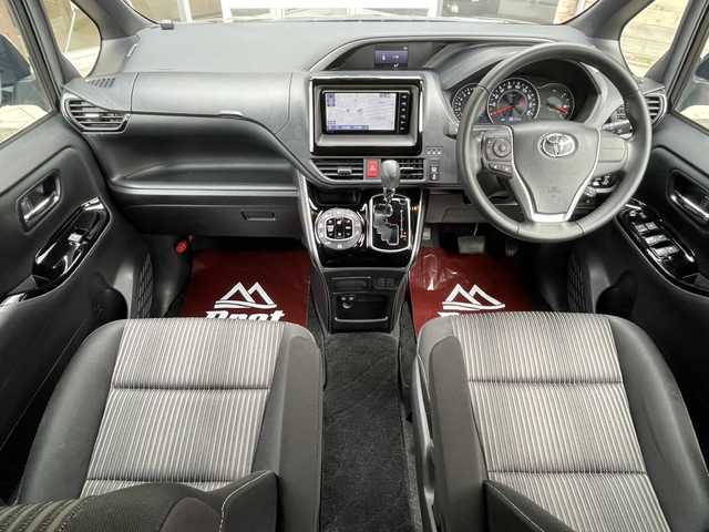 トヨタ ヴォクシー ZS 煌Ⅱ 福島県 2019(令1)年 5.9万km ブラック トヨタセーフティセンス/クリアランスソナー/NSZT-W68T純正ナビ/フルセグ/CD/DVD/Bluetooth/TVキット/USB給電/ETC2.0/バックカメラ/両側パワースライドドア/LEDヘッドライト/オートマチックハイビーム/クルーズコントロール/フロアマット