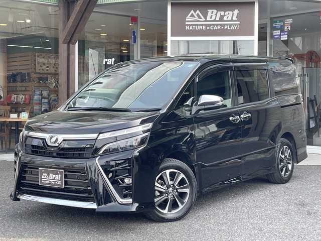 トヨタ ヴォクシー ZS 煌Ⅱ 福島県 2019(令1)年 5.9万km ブラック トヨタセーフティセンス/クリアランスソナー/NSZT-W68T純正ナビ/フルセグ/CD/DVD/Bluetooth/TVキット/USB給電/ETC2.0/バックカメラ/両側パワースライドドア/LEDヘッドライト/オートマチックハイビーム/クルーズコントロール/フロアマット