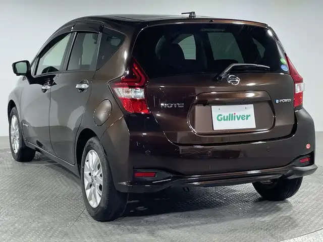 日産 ノート e－パワー X Vセレクション 神奈川県 2020(令2)年 3.5万km インペリアルアンバーP 純正７型SDナビゲーション【MM319D-W】/フルセグ　SD　AM FM CD DVD　Bluetooth　USB ipod MUSICSTOCER AUX VTR/アラウンドビューモニター/エマージェンシーブレーキ/レーンキープアシスト/前後クリアランスソナー/社外前方ドライブレコーダー/ドライブモード/プッシュスタート/ETC/スマートキー/LEDヘッドランプ/オートライト/純正１５インチアルミホイール/電格ウインカーミラー