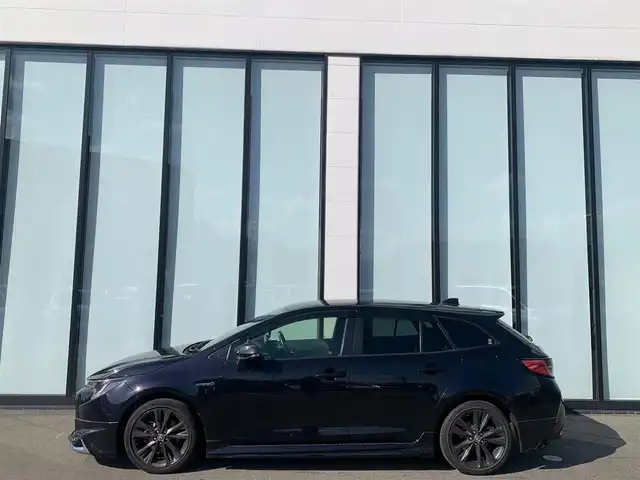 トヨタ カローラツーリング ハイブリッド ダブルバイビー 大阪府 2020(令2)年 4.8万km スパークリングブラックパールクリスタルシャイン 純正９インチディスプレイオーディオ/衝突軽減/ＢＳＭ/モデリスタエアロ/バックサイドモニター/前席シートヒーター/スマートルームミラー/レーダークルーズコントロール/ドライブレコーダー/ＥＴＣ/ＬＥＤ