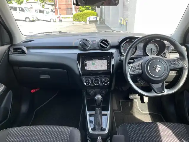 スズキ スイフト HYBRID RS 東京都 2017(平29)年 3万km プレミアムシルバーメタリック 純正メモリーナビ/(Bluetooth/フルセグTV/USB/CD)/全方位モニター/バックカメラ/セーフティパッケージ/D席シートヒーター/クルーズコントロール/パドルシフト/ステアリングスイッチ/KENWOODドライブレコーダー/社外15インチアルミホイール/ETC/スマートキー/保証書/取扱説明書