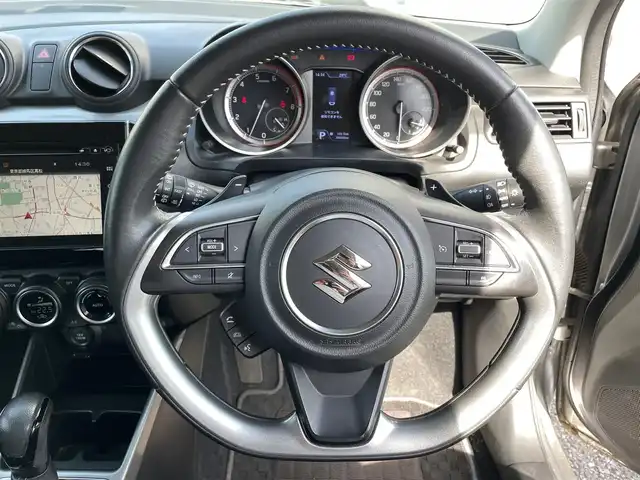 スズキ スイフト HYBRID RS 東京都 2017(平29)年 3万km プレミアムシルバーメタリック 純正メモリーナビ/(Bluetooth/フルセグTV/USB/CD)/全方位モニター/バックカメラ/セーフティパッケージ/D席シートヒーター/クルーズコントロール/パドルシフト/ステアリングスイッチ/KENWOODドライブレコーダー/社外15インチアルミホイール/ETC/スマートキー/保証書/取扱説明書