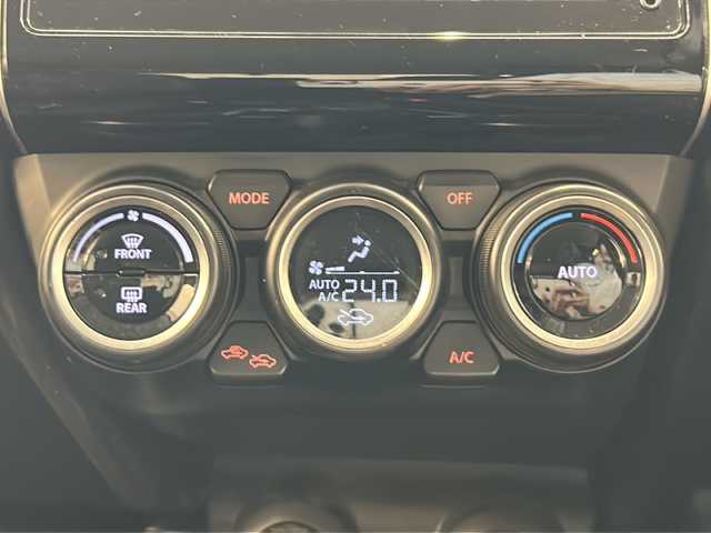 スズキ スイフト HYBRID RS 岐阜県 2017(平29)年 3万km プレミアムシルバーメタリック 純正メモリーナビ/(Bluetooth/フルセグTV/USB/CD)/全方位モニター/バックカメラ/セーフティパッケージ/シートヒーター/レーダークルーズコントロール/パドルシフト/ステアリングスイッチ/KENWOODドライブレコーダー/社外15インチアルミホイール/ETC/スマートキー/保証書/取扱説明書