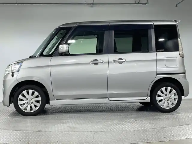 スズキ スペーシア カスタム XS 神奈川県 2015(平27)年 7.2万km スチールシルバーM メーカーオプションナビゲーション/AM FM ワンセグ Bluetooth SD AUX USB iPod/バックカメラ/両側パワースライドドア/アイドリングストップ/運転席シートヒーター/ステアリングリモコン/前後ドライブレコーダー/サンシェード/HIDヘッドライト/オートライト/フォグランプ/純正14インチアルミホイル/純正フロアマット/スマートキー/スペアキー