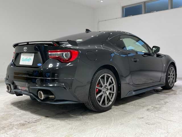 トヨタ ８６ GT LTD ハイパーパフォーマ 宮城県 2017(平29)年 2.2万km クリスタルブラックシリカ ６速MT/TRDフルエアロ/ディーラーオプションSDナビ/フルセグTV/バックカメラ/Bluetootｈ/ETC/ハーフレザーシート/シートヒーター/オートライト/純正フロアマット/純正LEDヘッドライト/純正アルミホイール/フォグランプ
