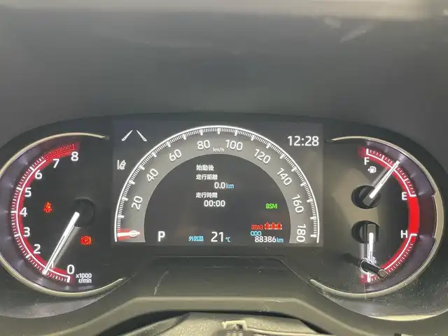 トヨタ ＲＡＶ４ G Zパッケージ 愛知県 2019(令1)年 8.9万km アティチュードブラックマイカ 純正９型ナビ　フルセグＴＶ　ＢＴ　デジタルインナーミラー　パワーバックドア　ＢＳＭ　黒革　シートヒーター　ハンドルヒーター　前後カメラ　前後ドラレコ　セーフティセンス　衝突軽減　追従クルコン　ＬＥＤオートライト　パワーシート　メモリシート　ダウンヒルアシスト　オートハイビーム　レーンアシスト　ETC　禁煙車