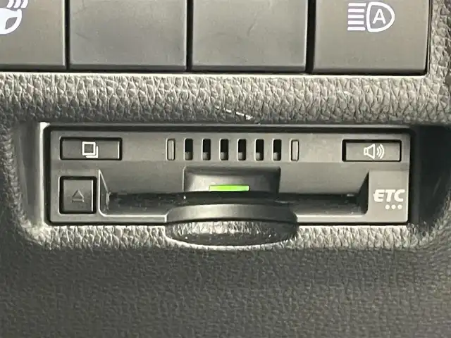 トヨタ ＲＡＶ４ G Zパッケージ 愛知県 2019(令1)年 8.9万km アティチュードブラックマイカ 純正９型ナビ　フルセグＴＶ　ＢＴ　デジタルインナーミラー　パワーバックドア　ＢＳＭ　黒革　シートヒーター　ハンドルヒーター　前後カメラ　前後ドラレコ　セーフティセンス　衝突軽減　追従クルコン　ＬＥＤオートライト　パワーシート　メモリシート　ダウンヒルアシスト　オートハイビーム　レーンアシスト　ETC　禁煙車
