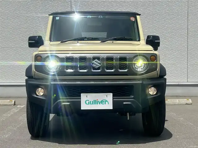 スズキ ジムニー ノマド FC 秋田県 2025(令7)年 0.1万km未満 アイボリー 衝突軽減システム/４WD/LEDヘッドライト/スマートキー/アイドリングストップ/ダウンヒルアシストコントロール/レーンキープアシスト/プッシュスタート/コーナーセンサー/前席シートヒーター/純正アルミ/背面タイヤ/純正フロアマット/ETC/ミラーヒーター/ステアリングスイッチ/ヘッドランプウォッシャー/オートライト/オートエアコン/パワーステアリング/パワーウィンドウ/横滑り防止/電動格納ウィンカーミラー