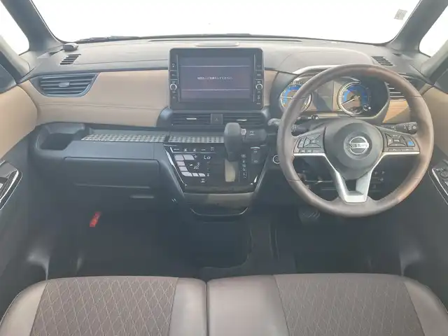 日産 ルークス HWS X プロパイロットED 滋賀県 2021(令3)年 1.6万km ホワイトパール 純正９型ナビ/・Bluetooth/フルセグ/・CD/DVD/アラウンドビューモニター/ステアリングリモコン/ETC/前方ドラレコ/両側パワースライドドア/オートリトラミラー/シートリフター　/LEDヘッドライト/プロパイロット/・エマージェンシーブレーキ/・車線逸脱警報/・車線逸脱防止支援/・先行車発進お知らせ/・ふらつき警報/・ハイビームアシスト/スマトキー