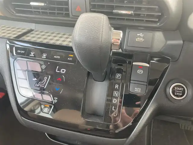 日産 ルークス HWS X プロパイロットED 滋賀県 2021(令3)年 1.6万km ホワイトパール 純正９型ナビ/・Bluetooth/フルセグ/・CD/DVD/アラウンドビューモニター/ステアリングリモコン/ETC/前方ドラレコ/両側パワースライドドア/オートリトラミラー/シートリフター　/LEDヘッドライト/プロパイロット/・エマージェンシーブレーキ/・車線逸脱警報/・車線逸脱防止支援/・先行車発進お知らせ/・ふらつき警報/・ハイビームアシスト/スマトキー