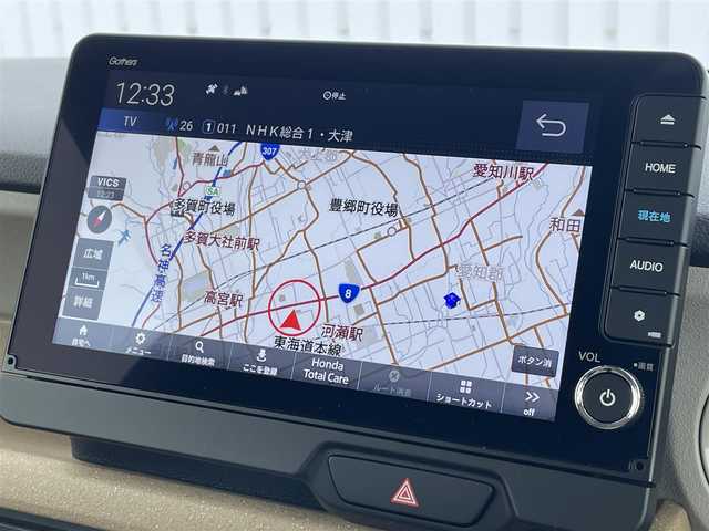 ホンダ Ｎ ＢＯＸ 滋賀県 2024(令6)年 0.8万km ルナシルバーM 9型純正ナビ/・Bluetooth/フルセグ/・CD/DVD/バックカメラ/ステアリングリモコン/ETC/前方ドライブレコーダー/アダプティブクルコン/前席シートヒーター/両側パワースライドドア/シートリフター/オートリトラミラー/LEDヘッドライト/ホンダセンシング/・衝突軽減ブレーキ/・パーキングセンサー警報/・踏み間違い衝突軽減システム/・路外逸脱抑制機能/スマートキー