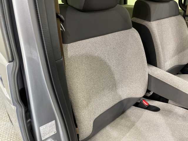 ホンダ Ｎ ＢＯＸ 栃木県 2024(令6)年 0.8万km ルナシルバーM 9型純正ナビ/（CD/DVD/Bluetooth/TV/USB/Applecarplay/AndroidAuto)/バックカメラ/ステアリングリモコン/ETC/前方ドライブレコーダー/アダプティブクルコン/前席シートヒーター/両側パワースライドドア/シートリフター/オートリトラミラー/LEDヘッドライト/ホンダセンシング/・衝突軽減ブレーキ/・パーキングセンサー警報/・踏み間違い衝突軽減システム/・路外逸脱抑制機能/スマートキー