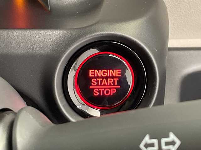 ホンダ Ｎ ＢＯＸ 栃木県 2024(令6)年 0.8万km ルナシルバーM 9型純正ナビ/（CD/DVD/Bluetooth/TV/USB/Applecarplay/AndroidAuto)/バックカメラ/ステアリングリモコン/ETC/前方ドライブレコーダー/アダプティブクルコン/前席シートヒーター/両側パワースライドドア/シートリフター/オートリトラミラー/LEDヘッドライト/ホンダセンシング/・衝突軽減ブレーキ/・パーキングセンサー警報/・踏み間違い衝突軽減システム/・路外逸脱抑制機能/スマートキー