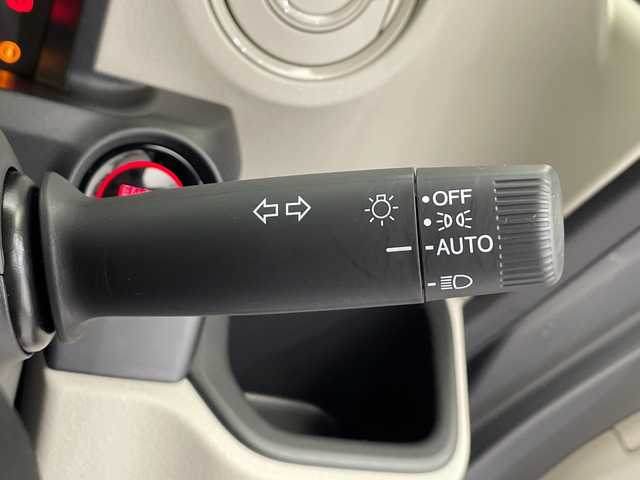 ホンダ Ｎ ＢＯＸ 栃木県 2024(令6)年 0.8万km ルナシルバーM 9型純正ナビ/（CD/DVD/Bluetooth/TV/USB/Applecarplay/AndroidAuto)/バックカメラ/ステアリングリモコン/ETC/前方ドライブレコーダー/アダプティブクルコン/前席シートヒーター/両側パワースライドドア/シートリフター/オートリトラミラー/LEDヘッドライト/ホンダセンシング/・衝突軽減ブレーキ/・パーキングセンサー警報/・踏み間違い衝突軽減システム/・路外逸脱抑制機能/スマートキー
