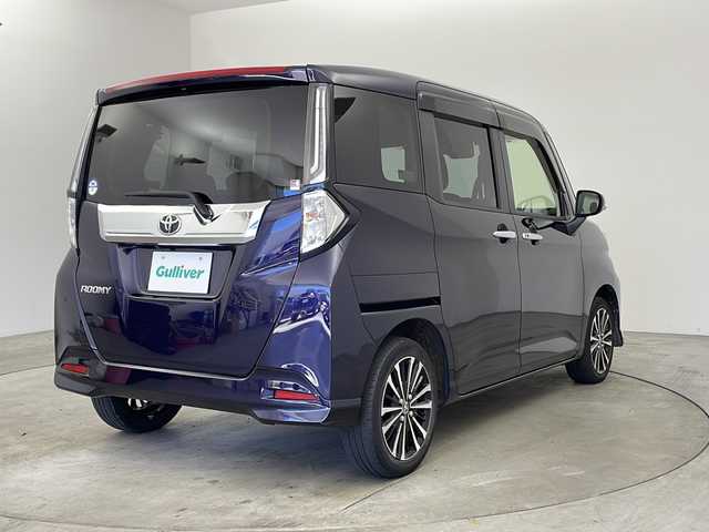 トヨタ ルーミー カスタムG－T 兵庫県 2022(令4)年 5.9万km クールバイオレットクリスタルシャイン ・純正ディスプレイオーディオ/（フルセグ・Apple Car Play・Android Auto）/・スマートアシストIII/・衝突回避支援ブレーキ機能/・衝突警報機能/・誤発進抑制制御機能/・車線逸脱警報機能/・路側逸脱警報/・ふらつき警報/・先行車発進お知らせ機能/・標識認識機能/・オートマチックハイビーム/・アダクティブドライブビーム/・サイドビューランプ/・アダクティブクルーズコントロール/・横滑り防止装置/・両側パワースライドドア/・ビルトインETC/・バックカメラ/・コーナーセンサー/・LEDオートライト/・フォグランプ/・アイドリングストップ/・純正15インチアルミホイール/・純正フロアマット/・ヒルスタートアシストコントロール/・電動パーキングブレーキ/・ブレーキホールド/・ISOFIX/・スマートキー/・プッシュスタート/・W＋サイドエアバック/・カーテンエアバック