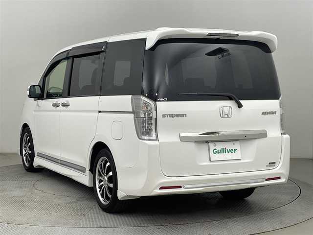 ホンダ ステップワゴン スパーダ Z クールスピリット 道央・札幌 2014(平26)年 6.7万km ホワイトオーキッドパール ・4WD/・寒冷地仕様/・純正ナビ/・フルセグ/BT/CD/DVD/・フリップダウンモニター/・両側パワースライドドア/・ETC/・クルーズコントロール/・パドルシフト/・ステアリングスイッチ/・アイドリングストップ/・スマートキー/・純正AW付冬タイヤ積込/【205/60R16】
