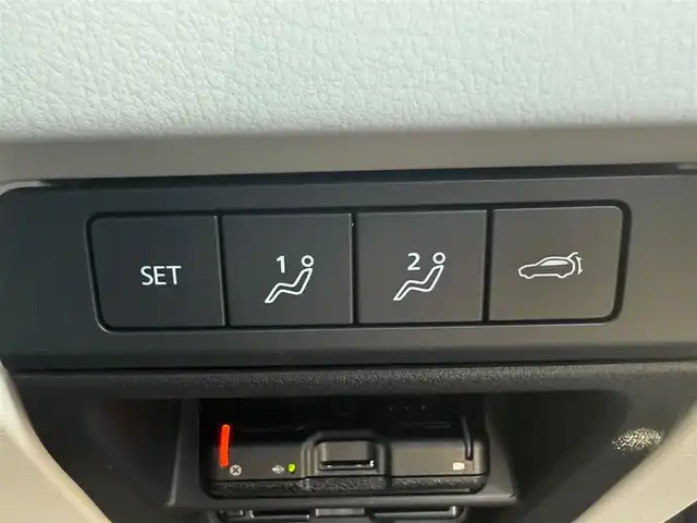 マツダ ＣＸ－６０ XD HV エクスクルーシブモダン 岩手県 2022(令4)年 1.9万km プラチナクォーツメタリック パノラマルーフ　ＢＯＳＥプレミアムサウンド　ナビ　全周囲Ｃ　メモリ付電動レザーシート　全席シートヒーター　エアシート　ステアヒーター　ＡＣ１００Ｖ　電動リアゲート　ＥＴＣ　ドラレコ　レーダークルーズ
