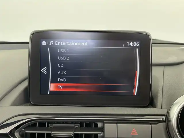 マツダ ロードスター S レザーパッケージ 大分県 2022(令4)年 4.2万km ジェットブラックマイカ ワンオーナー/6速MT/マツダコネクトナビ/AM/FM/CD/DVD/BT/フルセグTV/バックカメラ/コーナーセンサー/衝突被害軽減ブレーキ/車線逸脱防止警報/LEDヘッドライト/前ドライブレコーダー/ETC/レザーシート/前席シートヒーター/クルーズコントロール/純正フロアマット/スペアキー