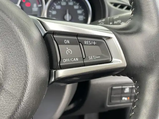 マツダ ロードスター S レザーパッケージ 大分県 2022(令4)年 4.2万km ジェットブラックマイカ ワンオーナー/6速MT/マツダコネクトナビ/AM/FM/CD/DVD/BT/フルセグTV/バックカメラ/コーナーセンサー/衝突被害軽減ブレーキ/車線逸脱防止警報/LEDヘッドライト/前ドライブレコーダー/ETC/レザーシート/前席シートヒーター/クルーズコントロール/純正フロアマット/スペアキー