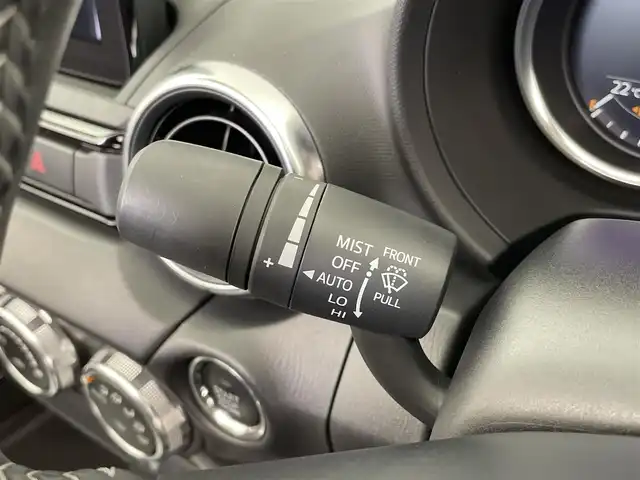 マツダ ロードスター S レザーパッケージ 大分県 2022(令4)年 4.2万km ジェットブラックマイカ ワンオーナー/6速MT/マツダコネクトナビ/AM/FM/CD/DVD/BT/フルセグTV/バックカメラ/コーナーセンサー/衝突被害軽減ブレーキ/車線逸脱防止警報/LEDヘッドライト/前ドライブレコーダー/ETC/レザーシート/前席シートヒーター/クルーズコントロール/純正フロアマット/スペアキー