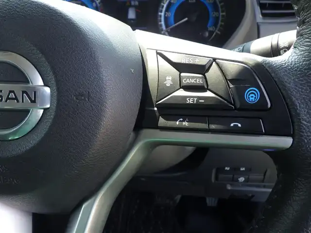 日産 ルークス HWS Gターボ プロパイロットED 千葉県 2020(令2)年 6.1万km アトランティックブルー エマージェンシーブレーキ/プロパイロット/インテリジェントクルーズコントロール/ハンズフリー両側パワースライドドア/9インチ純正SDナビ/地デジTV/【DVD/CD再生機能】/アラウンドビューモニター/ドライブレコーダー（DJ4-D）/革巻きステアリング/ステアリングスイッチ/ETC/LEDヘッドライト/フォグライト/ウインカーミラー/コーナーセンサー/純正15インチアルミホイル/サイド/カーテンエアバッグ/インテリジェントキー