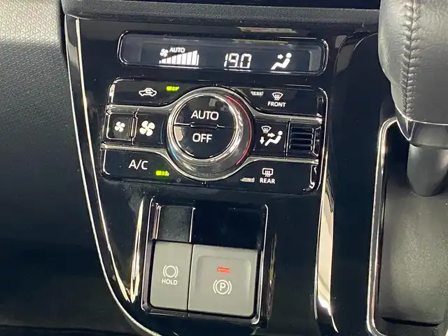 ダイハツ タント カスタム RS 岐阜県 2022(令4)年 0.5万km シャイニングホワイトパール メーカー純正メモリナビ/／フルセグテレビ／Ｂｌｕｅｔｏｏｔｈ／ＣＤ／ＤＶＤ　/パノラミックビューモニター　/純正ドライブレコーダー　/ビルトインＥＴＣ　/純正１５インチアルミホイール /スマートキー×2/両側パワスラ/保証書/取扱説明書/ナビ取扱説明書