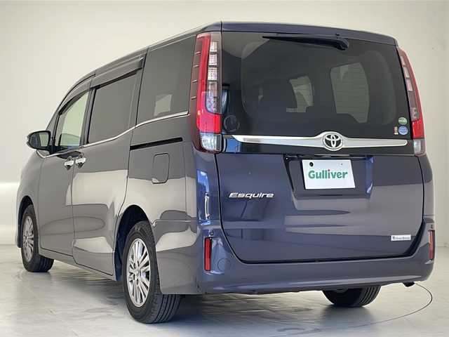 トヨタ エスクァイア Gi 沖縄県 2016(平28)年 3.9万km ダークバイオレットマイカメタリック 純正SDナビ（NSZT-W66T）　/　CD/DVD/フルセグ/バックカメラ/ビルトインETC/ドライブレコーダー/両側パワースライドドア/クルーズコントロール/レーンキープアシスト/オートマチックハイビーム/合皮シート/シートヒーター/プッシュスタート