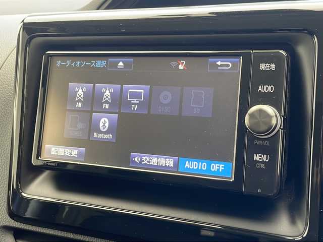 トヨタ エスクァイア Gi 沖縄県 2016(平28)年 3.9万km ダークバイオレットマイカメタリック 純正SDナビ（NSZT-W66T）　/　CD/DVD/フルセグ/バックカメラ/ビルトインETC/ドライブレコーダー/両側パワースライドドア/クルーズコントロール/レーンキープアシスト/オートマチックハイビーム/合皮シート/シートヒーター/プッシュスタート
