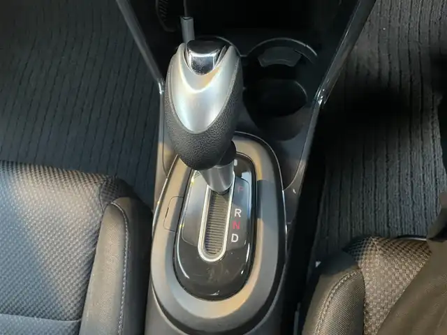ホンダ ＣＲ－Ｚ αブラックレーベル 道央・札幌 2011(平23)年 6.8万km ダークピューターメタリック ・純正HDDナビ/CD・DVD・FM・AM・ビデオ/・ワンセグTV/・純正AW付冬タイヤ/・ＵＳＢ接続/・クルーズコントロール/・パドルシフト/・フォグランプ/・ステアリングスイッチ/・純正フロアマット/・電動格納ミラー/・ウインカーミラー/・スペアキー/・スマートキー/・保証書/・取扱説明書