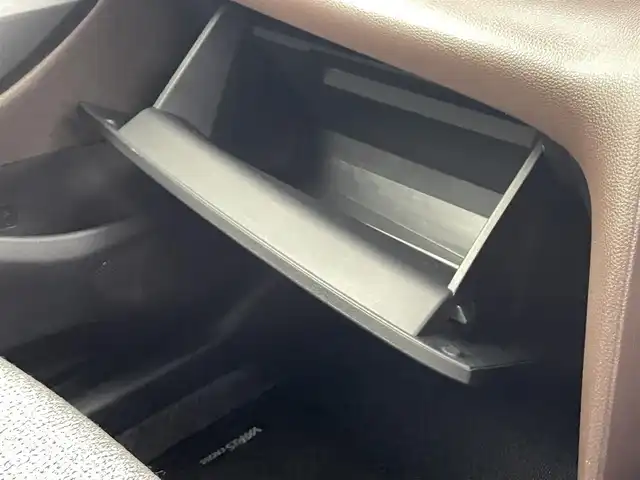 トヨタ ヤリスクロス Z 熊本県 2020(令2)年 2.2万km ブラックマイカ/センシュアルレッドマイカ 純正8インチナビ（ＢＴ・フルセグ・ＵＳＢ）/バックカメラ　/純正ビルトインＥＴＣ　/レーダークルーズコントロール　/前後クリアランスソナー　/前席シートヒーター　/運転席パワーシート　/衝突軽減ブレーキ　/レーンキープアシスト/横滑り防止/ハーフレザーシート/純正１８インチAW/オートライト/オートマチックハイビーム/LEDヘッドライト/フォグランプ/スマートキー/プッシュスタート