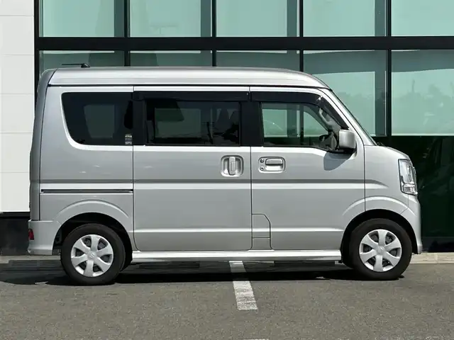 スズキ エブリィ ワゴン JPターボ 和歌山県 2018(平30)年 5.6万km シルキーシルバーメタリック 社外7インチナビ/Bluetooth/CD/衝突軽減カメラ/フルオートエアコン/リア送風システム/パワーウィンドウ/パワーステアリング/ヘッドライトレベライザー/横滑り防止機能/ハイルーフ/ドアバイザー/プッシュスタート/スマートキー