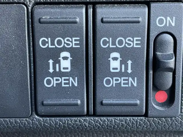 ホンダ フリード クロスター 東京都 2023(令5)年 3.6万km フィヨルドミストパール ワンオーナー/純正ナビ(VXM-234VFi)/【DVD/CD/FM/AM/TV/ipod/SD/USB/BT/AUX】/バックカメラ/ビルトインETC/レーダークルーズコントロール/前方ドライブレコーダー(DRH-224SD)/両側電動スライドドア/ハーフレザーシート/衝突軽減ブレーキ/バックソナー/後席サンシェード/LEDヘッドライト/フォグランプ/純正15インチAW/プッシュスタート/スマートキー/スペアキー