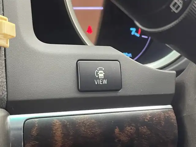 トヨタ ランドクルーザー AX Gセレクション 富山県 2007(平19)年 5.3万km ホワイトパールクリスタルシャイン 純正HDDナビ（CD　DVD　MSV）/バックカメラ/前後コーナーセンサー/ビルトインETC/ACC/純正AW付きスタッドレスタイヤセット積込み/ベージュ革シート/前席パワーシート・シートヒーター/スマートキー/プッシュスタート/オートライト/フォグ/ステップ/横滑防止装置/純正マット・バイザー/取説/スペアキー