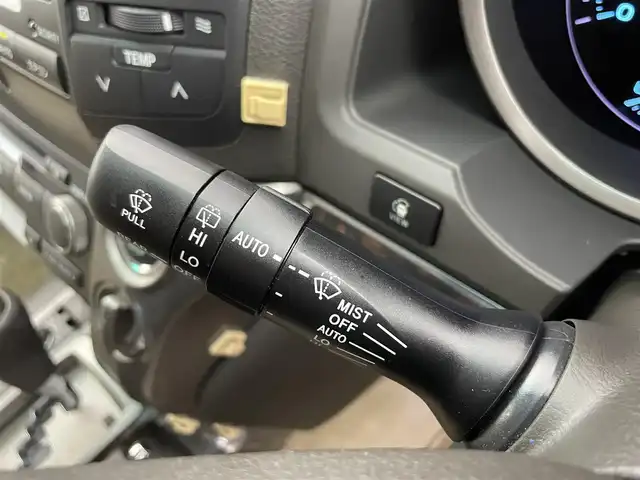 トヨタ ランドクルーザー AX Gセレクション 富山県 2007(平19)年 5.3万km ホワイトパールクリスタルシャイン 純正HDDナビ（CD　DVD　MSV）/バックカメラ/前後コーナーセンサー/ビルトインETC/ACC/純正AW付きスタッドレスタイヤセット積込み/ベージュ革シート/前席パワーシート・シートヒーター/スマートキー/プッシュスタート/オートライト/フォグ/ステップ/横滑防止装置/純正マット・バイザー/取説/スペアキー