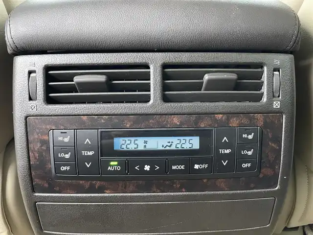 トヨタ ランドクルーザー AX Gセレクション 富山県 2007(平19)年 5.3万km ホワイトパールクリスタルシャイン 純正HDDナビ（CD　DVD　MSV）/バックカメラ/前後コーナーセンサー/ビルトインETC/ACC/純正AW付きスタッドレスタイヤセット積込み/ベージュ革シート/前席パワーシート・シートヒーター/スマートキー/プッシュスタート/オートライト/フォグ/ステップ/横滑防止装置/純正マット・バイザー/取説/スペアキー