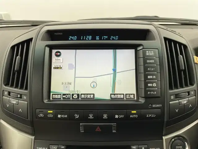 トヨタ ランドクルーザー AX Gセレクション 富山県 2007(平19)年 5.3万km ホワイトパールクリスタルシャイン 純正HDDナビ（CD　DVD　MSV）/バックカメラ/前後コーナーセンサー/ビルトインETC/ACC/純正AW付きスタッドレスタイヤセット積込み/ベージュ革シート/前席パワーシート・シートヒーター/スマートキー/プッシュスタート/オートライト/フォグ/ステップ/横滑防止装置/純正マット・バイザー/取説/スペアキー