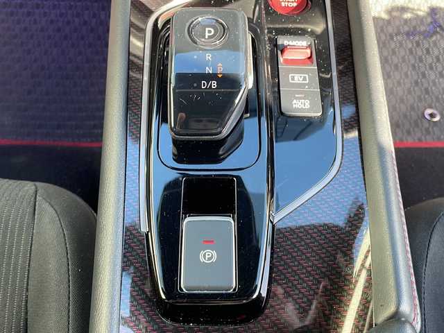 日産 オーラ ニスモ 島根県 2023(令5)年 6.8万km スーパーブラック 純正ディスプレイオーディオ/BT AndroidAuto AppleCarPlay HDMI対応/エマージェンシーブレーキ/レーンキープアシスト/ブラインドスポットモニター/アラウンドビューカメラ/デジタルインナーミラー/ETC/オートマチックハイビーム/AUTOライト/LEDヘッドライト/フォグライト/電子パーキング/AUTOHOLD/純正17インチアルミホイール/純正ドアバイザー/革巻きステアリング/ステアリングリモコン/ISOFIX/シートリフター