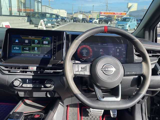 日産 オーラ ニスモ 島根県 2023(令5)年 6.8万km スーパーブラック 純正ディスプレイオーディオ/BT AndroidAuto AppleCarPlay HDMI対応/エマージェンシーブレーキ/レーンキープアシスト/ブラインドスポットモニター/アラウンドビューカメラ/デジタルインナーミラー/ETC/オートマチックハイビーム/AUTOライト/LEDヘッドライト/フォグライト/電子パーキング/AUTOHOLD/純正17インチアルミホイール/純正ドアバイザー/革巻きステアリング/ステアリングリモコン/ISOFIX/シートリフター