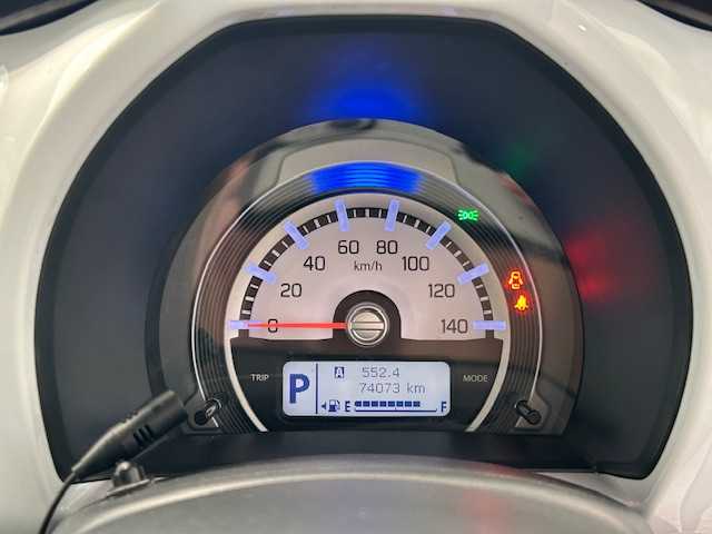 スズキ ハスラー G 宮城県 2018(平30)年 7.4万km サマーブルーM 4WD/スズキセーフティサポート/・衝突被害軽減ブレーキ/・誤発進抑制機能/・車線逸脱抑制機能/・リヤクロストラフィックアラート/・標識認識機能/純正ナビ(カロッツェリア8インチ）/・Bluetooth/CD/DVD/フルセグTV/AUX/USB/・バックカメラ/・ビルドインETC/スノーモード/ヒルディセントコントロール/アイドリングストップ/レーダーブレーキサポート/グリップコントロール/スマートキー/・スペアキー/革巻きステアリング/純正布シート/・シートヒーター（運転席＋助手席）/・ベンチシート/ツートンルーフレール/ハロゲンヘッドライト/純正15インチスチールホイール/純正フロアマット