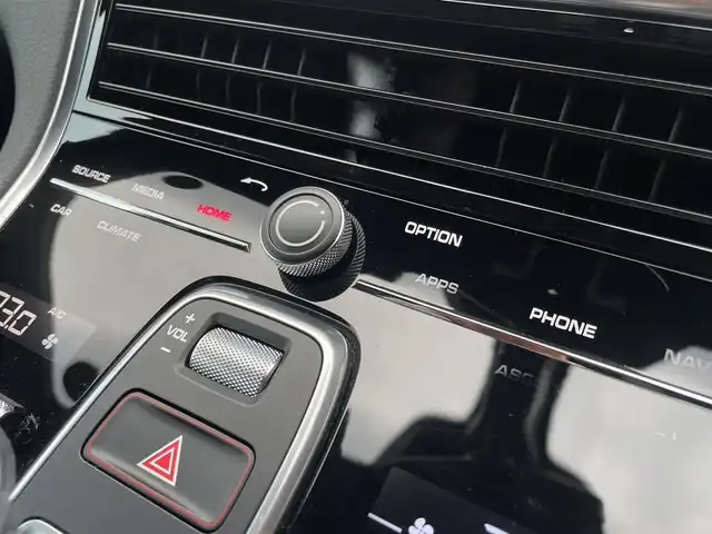 ポルシェ パナメーラ 4S 東京都 2018(平30)年 4.7万km 白 純正ナビ/360°カメラ/ETC2.0/衝突軽減ブレーキ/アダプティブクルーズコントロール/ドライブレコーダー/シートヒーター/スマートキー/プッシュスタート/電動格納ミラー