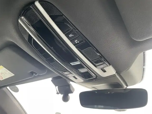 ポルシェ パナメーラ 4S 東京都 2018(平30)年 4.7万km 白 純正ナビ/360°カメラ/ETC2.0/衝突軽減ブレーキ/アダプティブクルーズコントロール/ドライブレコーダー/シートヒーター/スマートキー/プッシュスタート/電動格納ミラー