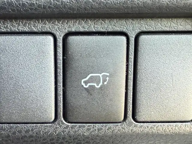 トヨタ ハリアー プレミアム メタル&レザーP 滋賀県 2019(平31)年 5.1万km ブラック ワンオーナー/SR/茶革シート/純正ナビ/フルセグTV/パワーバックドア/メモリシート/パワーシート/シートヒーター＆ベンチレーション/バックカメラ/ETC/追従式クルーズコントロール/純正フロアマット＆ドアバイザー/電動パーキング