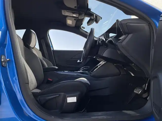 プジョー ２０８ GT ライン 東京都 2020(令2)年 3.4万km 青 アンビエントライト/クルーズコントロール/モード切替/純正ナビ/USB接続/AppleCarPlay/AndroidAuto/Bluetooth/3Dコックピットパネル/バックカメラ/ハーフレザーシート/インテリジェントハイビーム/アイドリングストップ/パーキングセンサー/アダプティブクルーズコントロール/純正オーディオ/純正17インチアルミホイール/スペアタイヤ/パワーステアリング/電動格納ミラー