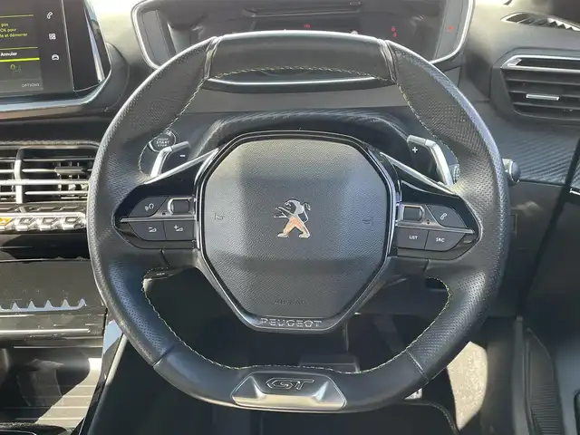 プジョー ２０８ GT ライン 東京都 2020(令2)年 3.4万km 青 アンビエントライト/クルーズコントロール/モード切替/純正ナビ/USB接続/AppleCarPlay/AndroidAuto/Bluetooth/3Dコックピットパネル/バックカメラ/ハーフレザーシート/インテリジェントハイビーム/アイドリングストップ/パーキングセンサー/アダプティブクルーズコントロール/純正オーディオ/純正17インチアルミホイール/スペアタイヤ/パワーステアリング/電動格納ミラー