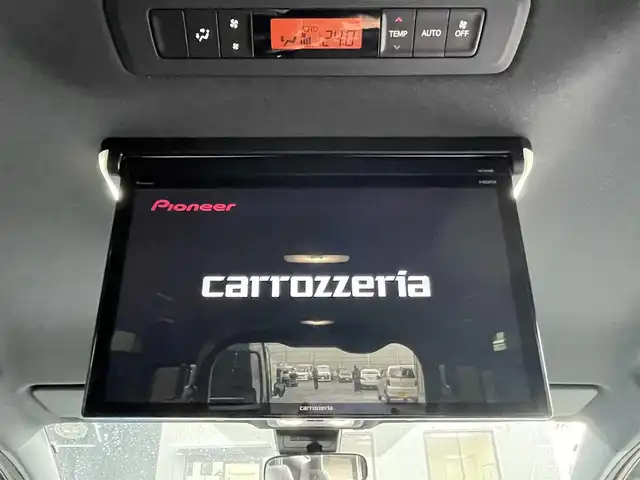 トヨタ ノア Si ダブルバイビーⅢ 滋賀県 2020(令2)年 3.9万km ブラック 社外9型ナビ/（CD/DVD/フルセグTV/BT）/トヨタセーフティセンス/・プリクラッシュセーフティ/・レーンディパーチャーアラート/・オートマチックハイビーム/社外フリップダウンモニター/ハーフレザーシート/バックカメラ/クルーズコントロール/クリアランスソナー/両側パワースライドドア/LEDヘッドライト/純正フロアマット/純正16インチAW