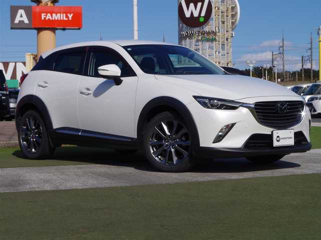 マツダ ＣＸ－３ 20S ノーブル ブラウン 千葉県 2018(平30)年 3.5万km スノーフレイクホワイトパールマイカ 215/50R18/スマートシティブレーキサポート/ブラインドスポットモニタリング/アクティブ・ドライビング・ディスプレイ/ハーフレザーシート/前席シートヒーター/純正SDナビ/地デジTV/【DVD/CD再生機能　Bluetooth接続】/バックカメラ/BOSEサウンド/ETC/LEDヘッドライト/ウインカーミラー/ステアリングヒーター/ステアリングスイッチ/革巻きステアリング/リアコーナーセンサー/純正18インチアルミホイル/サイド/カーテンエアバッグ/アドバンストキーレスエントリー