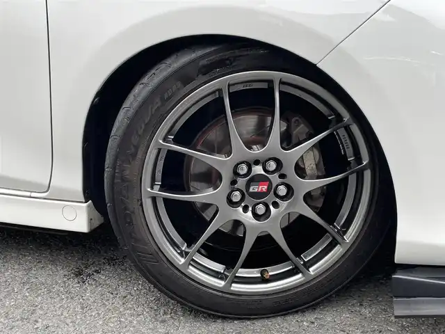 トヨタ ヴィッツ GRMNターボ 神奈川県 2013(平25)年 8.5万km スーパーホワイトⅡ GRMNターボ/200台限定車/5MT/BBS製鍛造17インチAW/RS-Rダウンサス/EXASマフラー/社外フロントスポイラー/GRスポーツシート/TRDシフトノブ/GRドアノブガード/スロットルコントロール/社外HIDライト/社外メモリーナビ・地デジTV/社外CD/DVD/SD/MSV/BT再生/ETC/プッシュスタート/スマートキー×2/寒冷地仕様/H26/27/28/29/30/R1/4年ディーラー整備記録/保証書・取説あり
