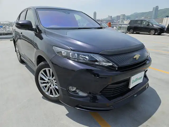 トヨタ ハリアー プレミアム 福岡県 2017(平29)年 7.5万km スパークリングブラックパールクリスタルシャイン 純正9型ナビ(BT/CD/DVD)/フルセグTV/パワーバックドア/バックカメラ/クルーズコントロール/レーンディパーチャーアラート/S-VSC/LEDヘッドランプ/オートライト/オートエアコン/木目調/革巻きコンビステアリング/ステアリングスイッチ/ハーフレザーシート/運転席パワーシート/純正18インチアルミホイール/スマートエントリー/スタートシステム/禁煙車