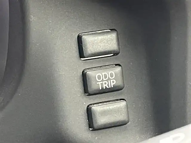 トヨタ ８６ GT 宮城県 2016(平28)年 4.2万km クリスタルホワイトパール モデリスタエアロ（フロント/サイド/リア）/柿本改マフラー/ケンウッド製ナビ/（TV/CD/DVD/Bluetooth/AM/FM/iPod/USB/SD/SMARTUSEN）/バックカメラ/ドライブレコーダー（ケンウッド製）/パドルシフト/ドライブモードセレクトスイッチ/（スポーツモード/スノーモード）/クルーズコントロール/スカッフプレート（運転席/助手席）/純正17インチアルミホイール/純正フロアマット/スペアキー